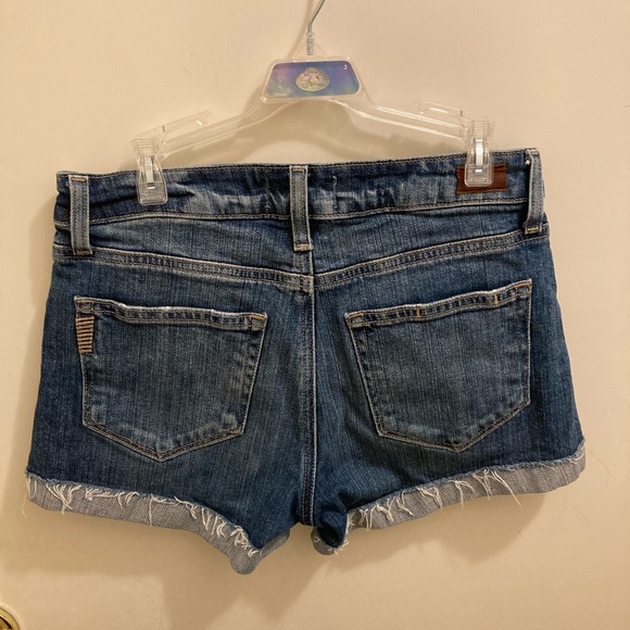 Paige Shorts - Picture 2 of 4